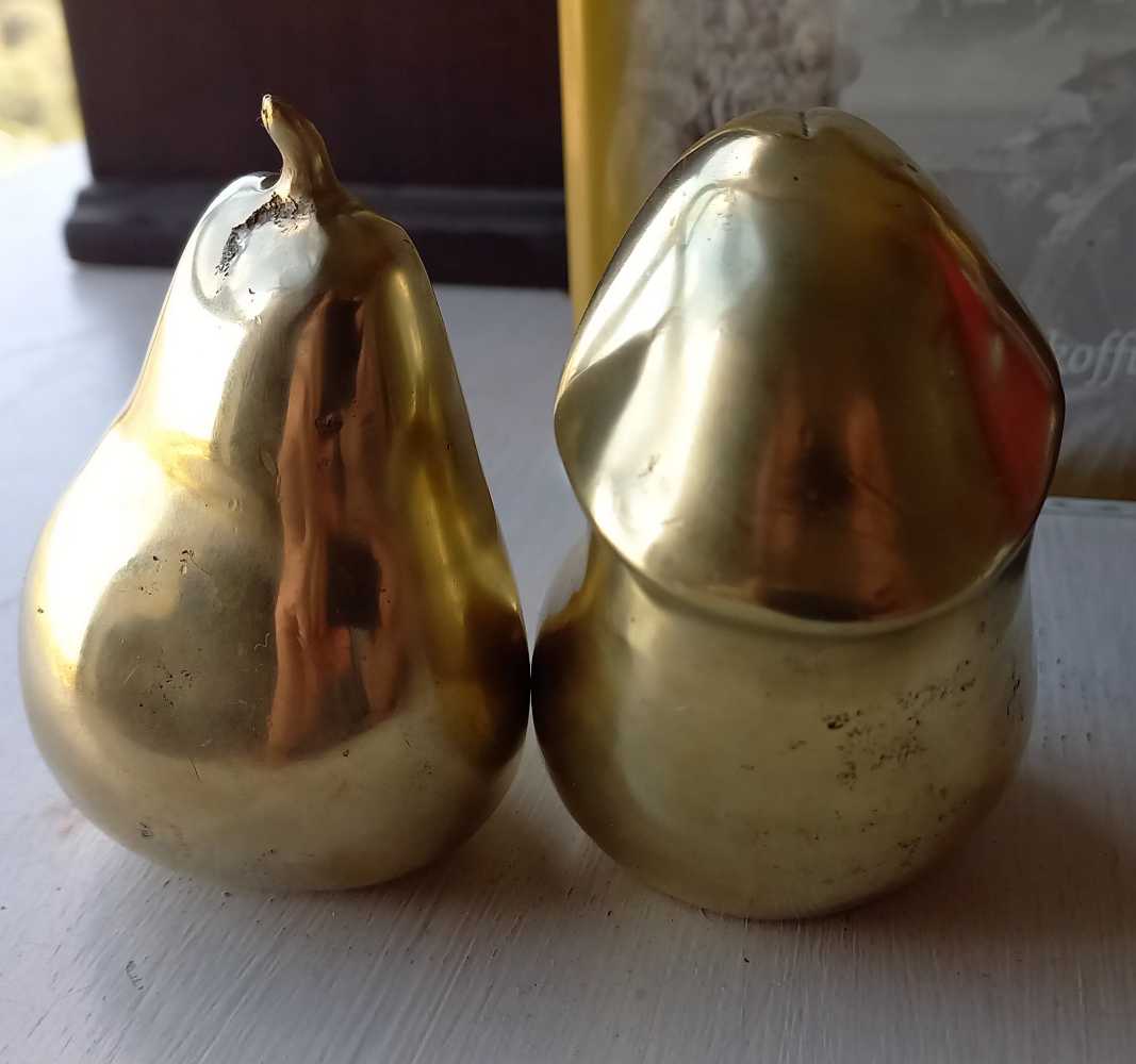 Scales & Weights The Gold Member Paper Weights for sale in