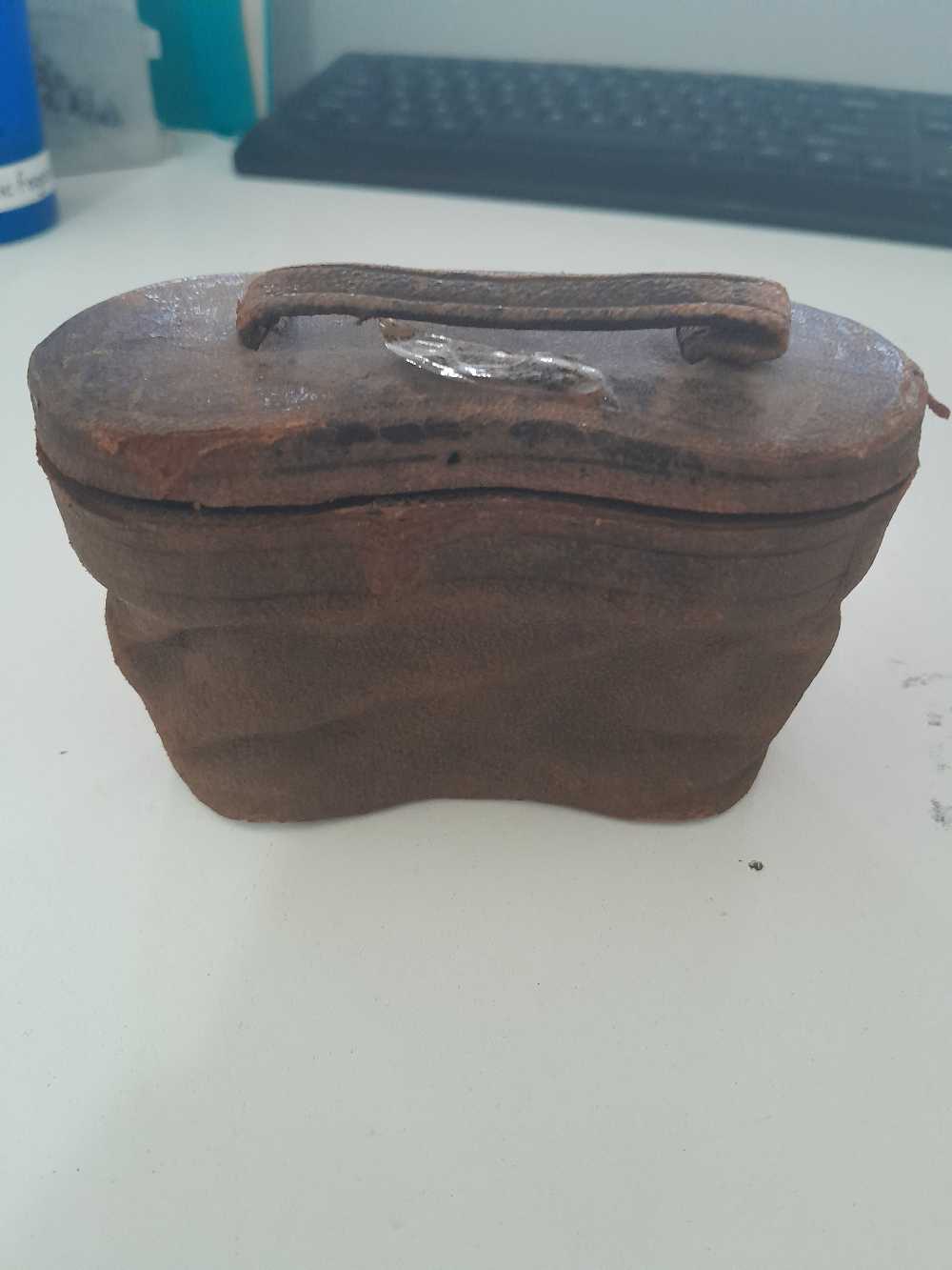 Binoculars Vintage binoculars was sold for R64.00 on 26 Nov at 2345