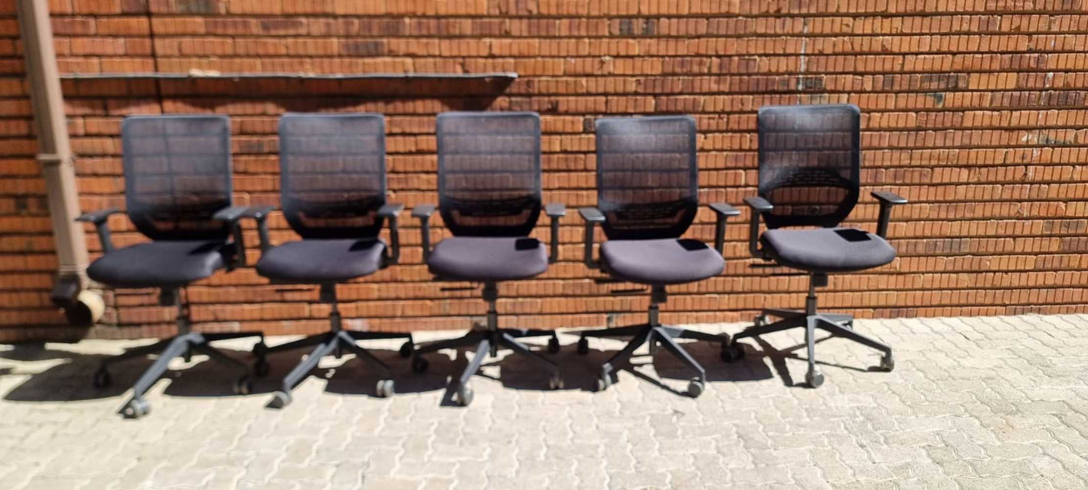 Desk Chairs Ergonomic Office Chair. was listed for R2,500.00 on 23