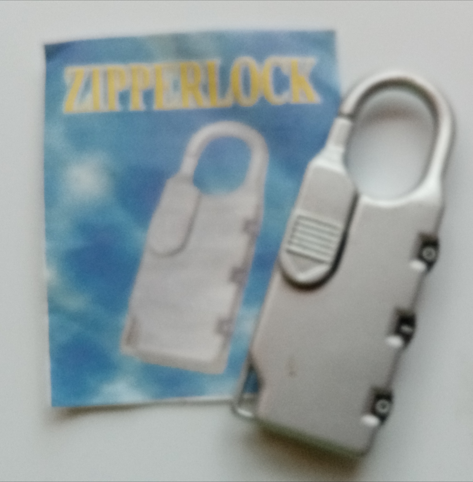 AntiTheft & Locks Zipperlock combination lock was sold for R25.00 on