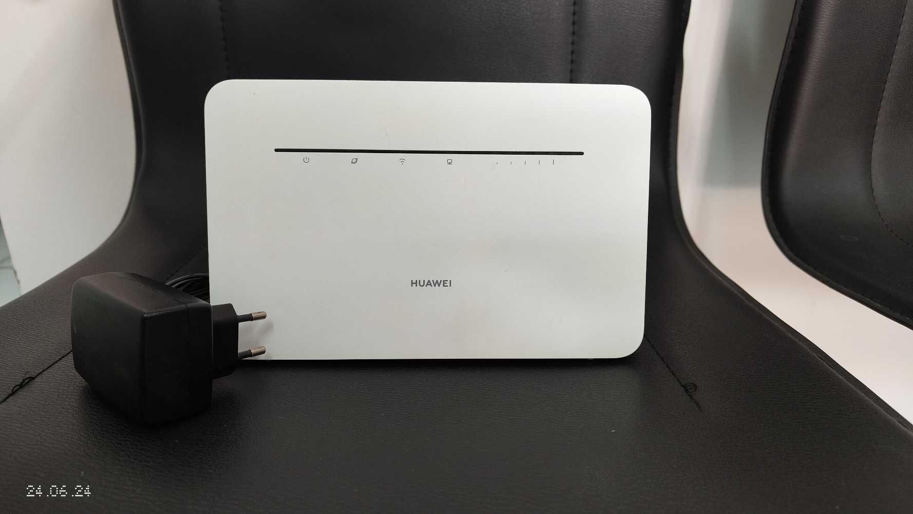 Wireless Routers - Huawei B535 LTE WiFi Router was sold for 650.00 on 4 ...