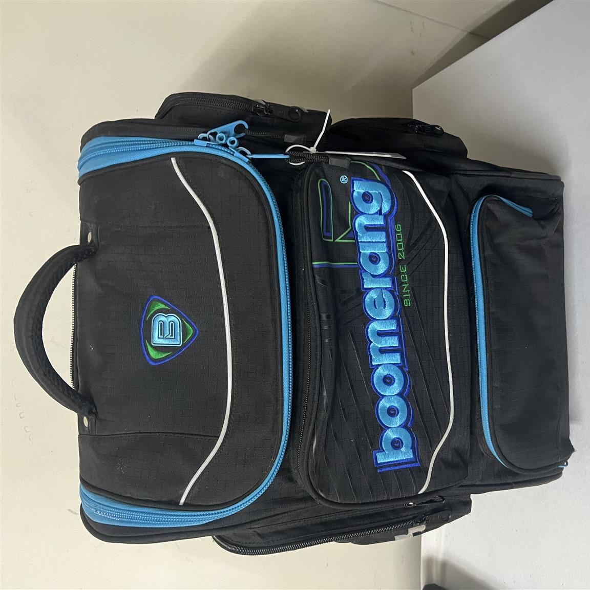 Handbags & Bags Boomerang bag was sold for R611.00 on 22 Sep at 1401