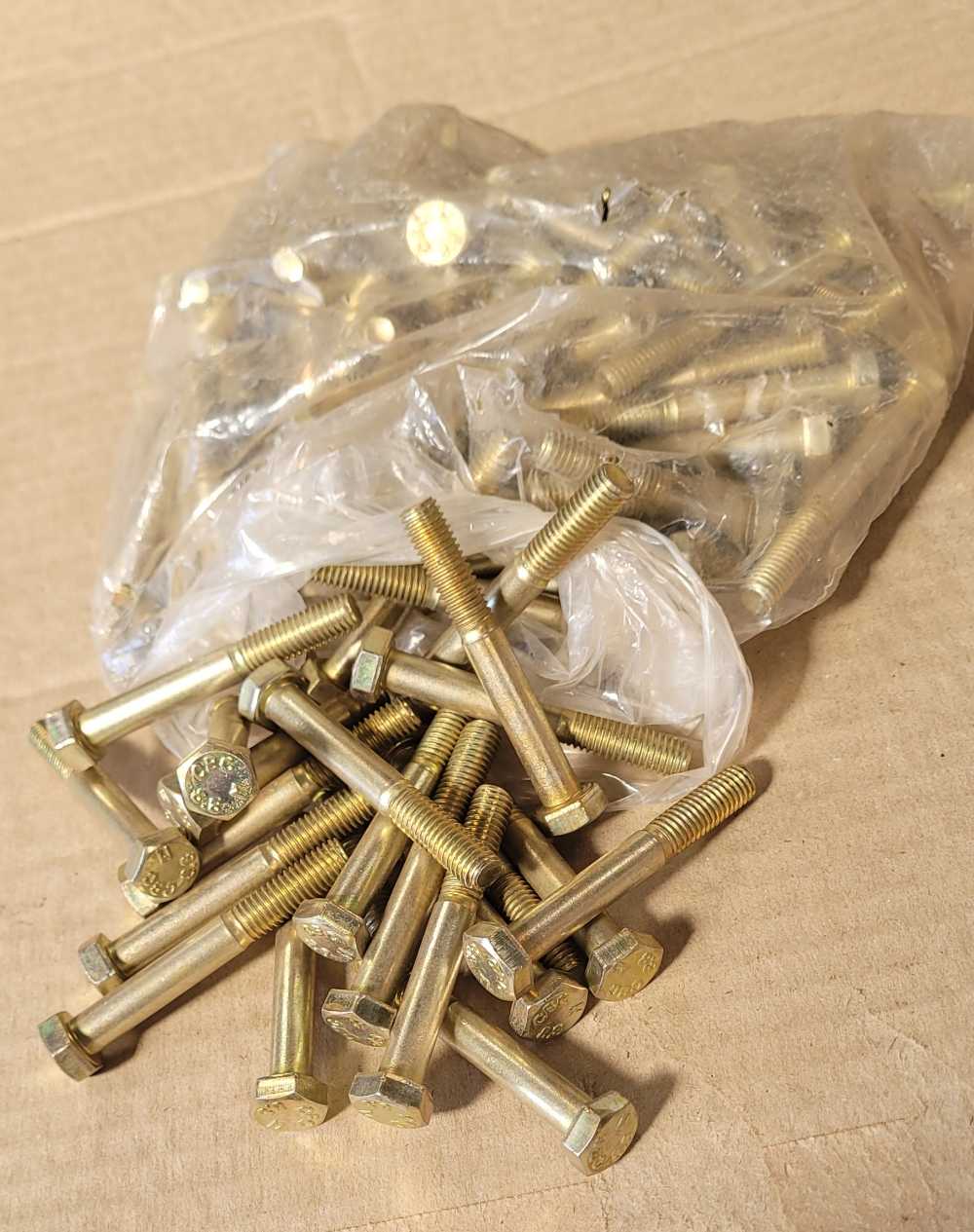 Wheel Nuts & Accessories Hex Bolt M8 x 65 mmYellow. (BID PER PAK OF